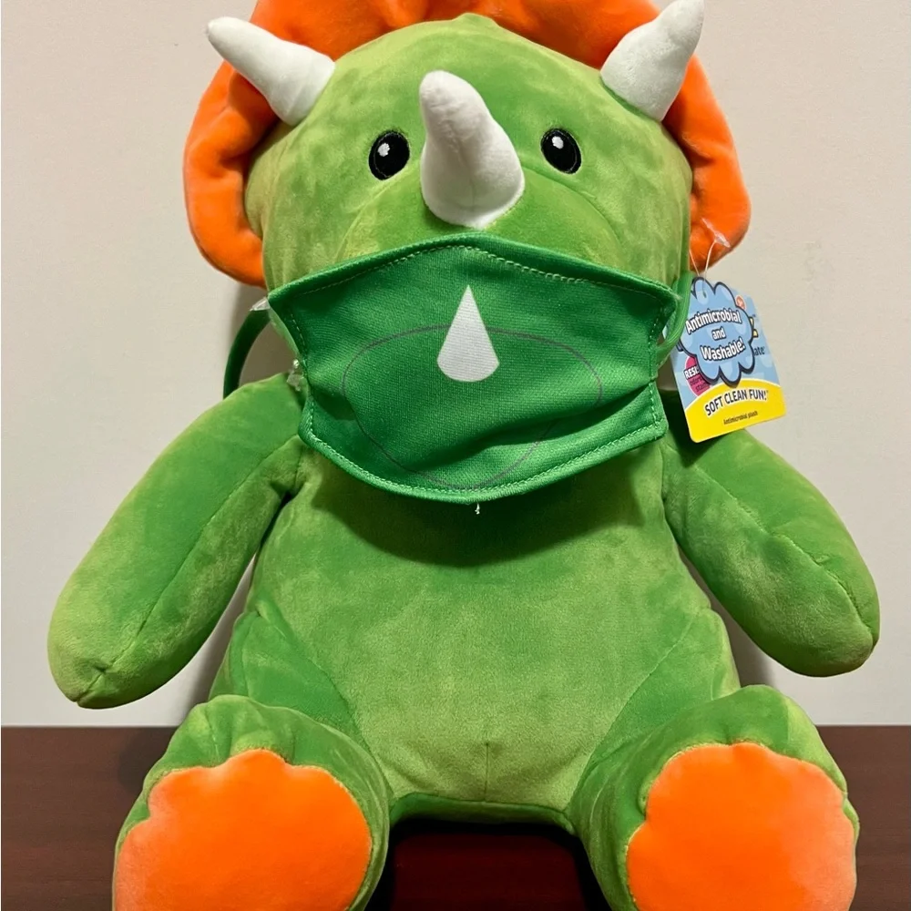 WelloBeez Mask Mate Triceratops Dinosaur Green Antimicrobial Washable Plush NEW